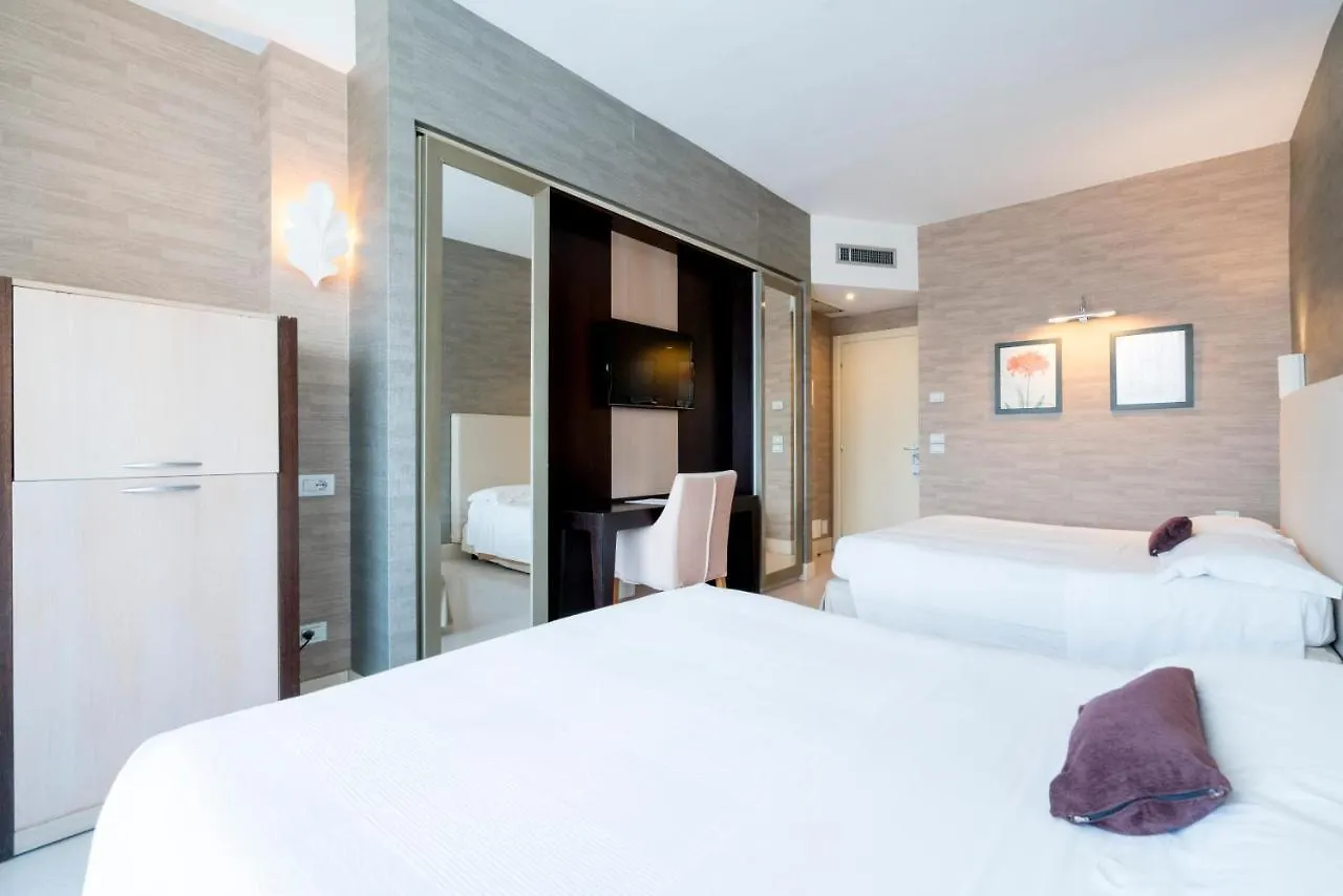Hotel Joseph Marina di Pietrasanta 3*,  Italia