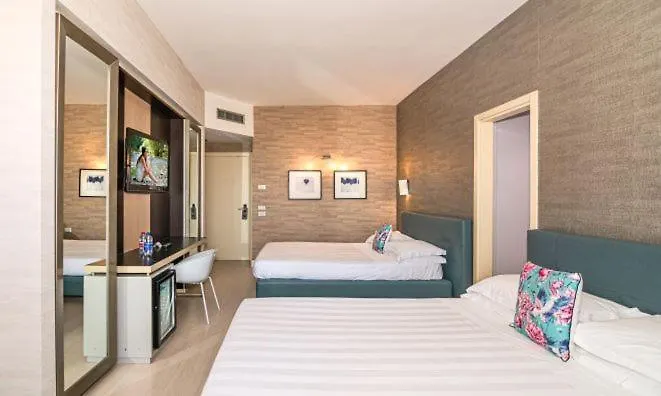 Hotel Joseph Marina di Pietrasanta 3*,  Italy
